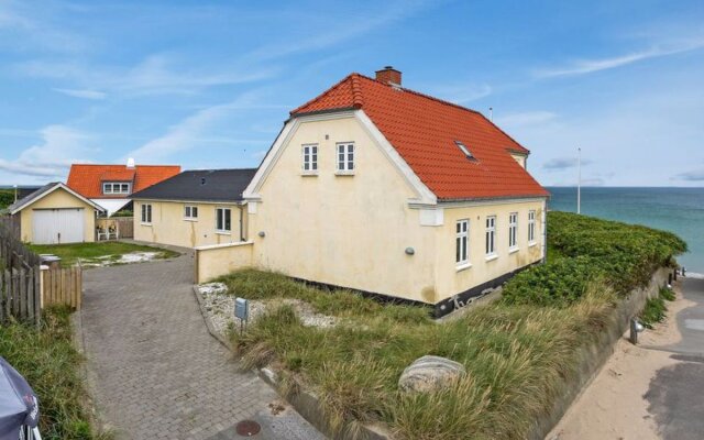 "Leocadia" - 50m from the sea in NW Jutland