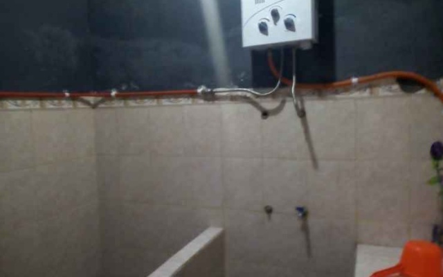 Two bedroom villa villi near bns – Bathroom – Batu