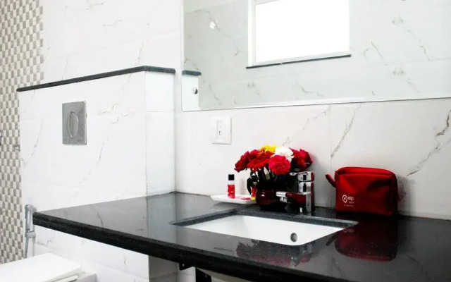 OYO 531 Hotel Cyber Inn