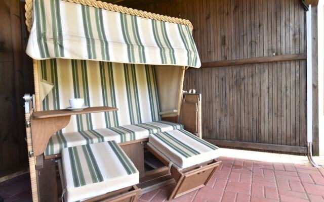 Cozy Holiday Home in Rakow near Beach
