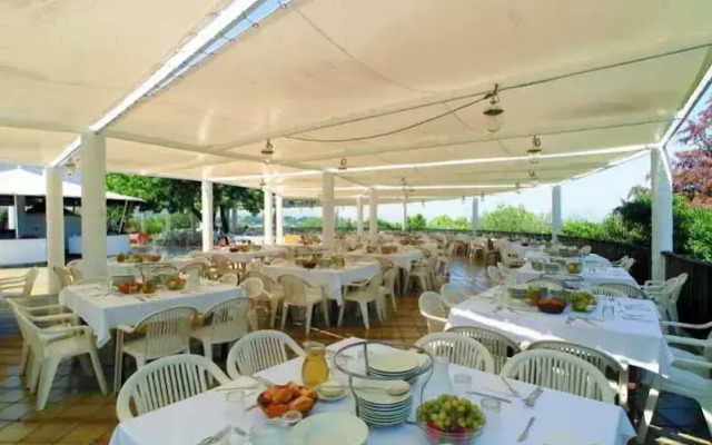 Hotel & Villaggio Torre Normanna