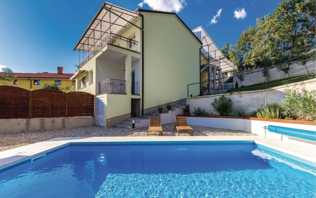 Beautiful Home in Matulji With Wifi and 2 Bedrooms