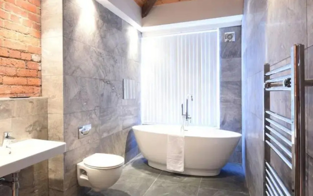 Stunning Penthouse Slps 20 (38 A4)