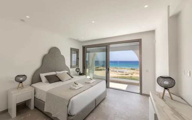 Protaras Beachfront Villla Mimosa