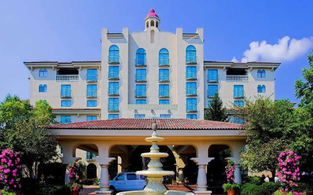 Embassy Suites by Hilton Indianapolis North