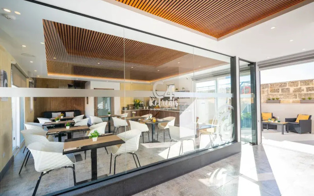 C4 Retreats by Georges Boutique Living