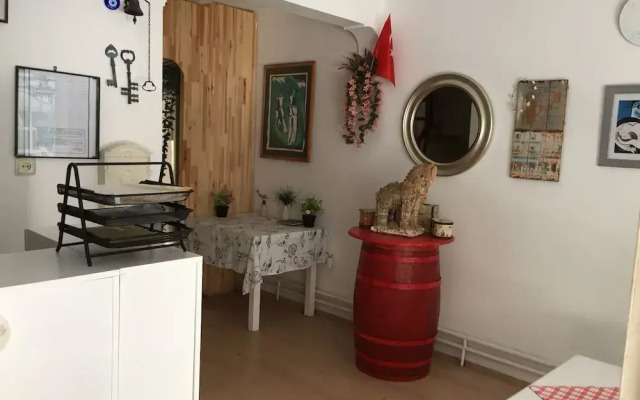 Dionysos Otel & Restoran & Ada Kahvaltı