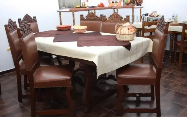 Vila Turistică Cireşarii
