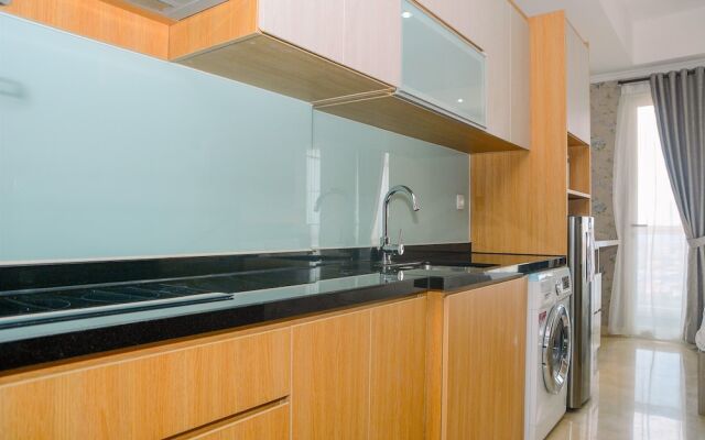 Tranquil Studio Apartment at Menteng Park