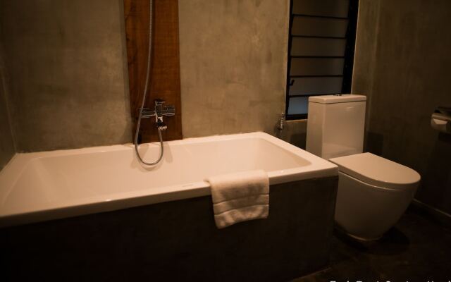 Tonle Tropic Boutique Hotel