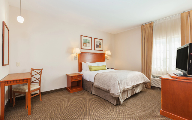 Candlewood Suites Georgetown by IHG