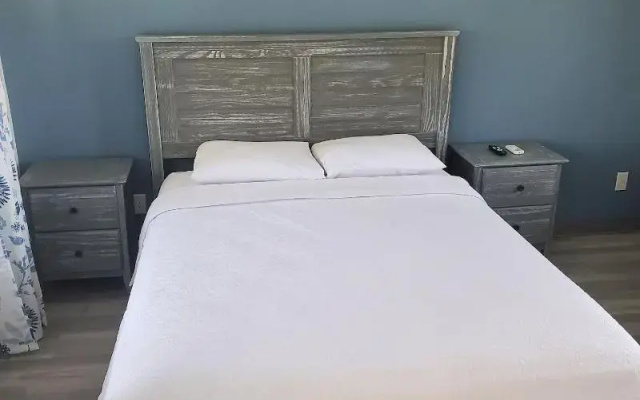 Founder's Brook Motel and Suites