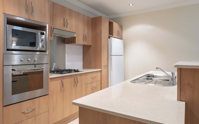 Piermonde Apartments - Cairns