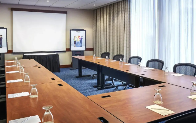 Novotel Toronto North York