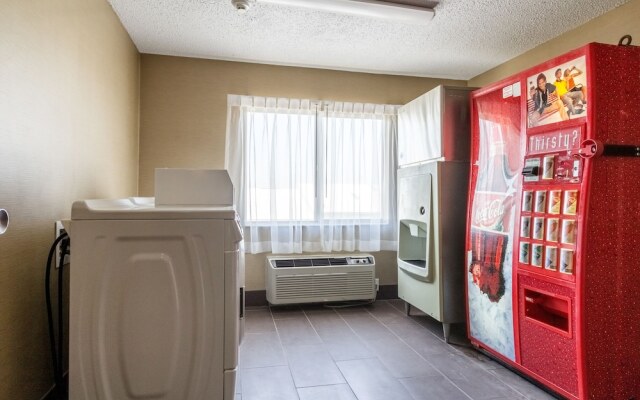 All American Inn & Suites Norwalk