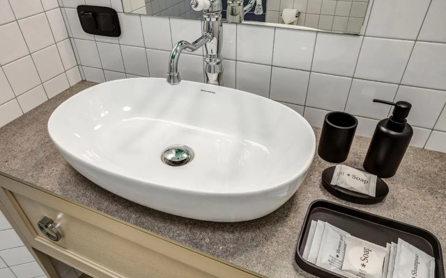 SKY B4 (Скай Б4)