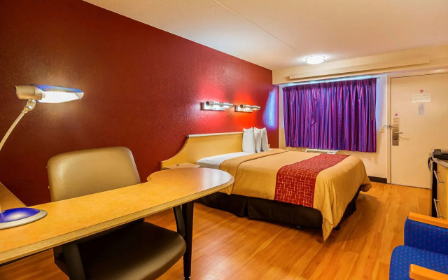 Red Roof Inn Dallas - DFW Airport North