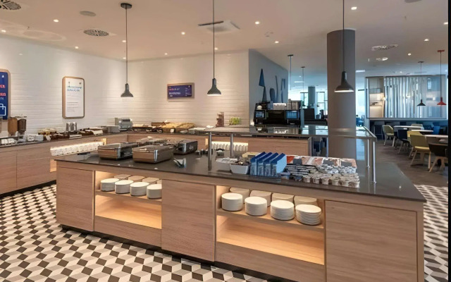 Holiday Inn Express and Suites Reims - Rives de Vesle