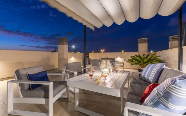 Laguna Rocher by Fidalsa