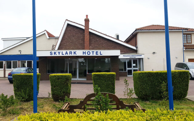 Skylark Hotel