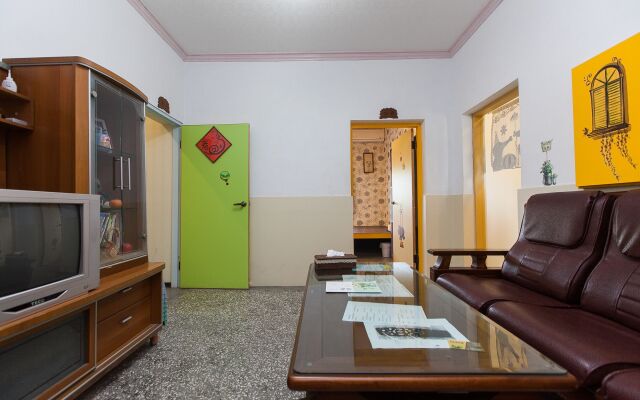 512 Huts Homestay
