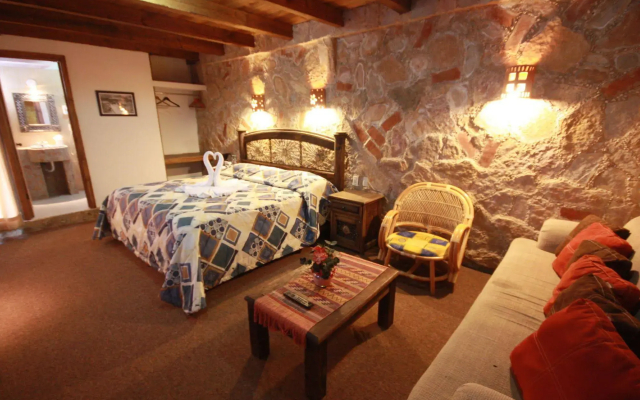 Hotel & Cava La Parroquia