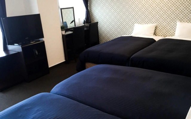 Hotel Livemax Budget Fuchu