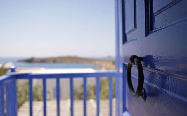 Two level house on the Beach