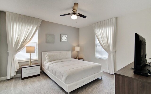 Amazing House! Champions Gate - 8911SD