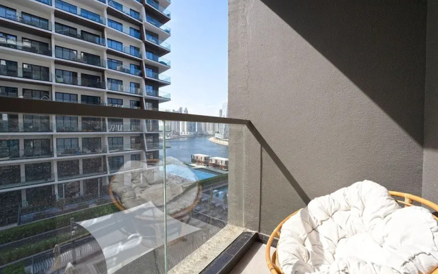 Easygo- Executive 1bdr Northside Busbay