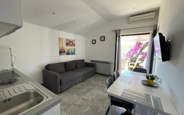 Bilja - 20 M From the sea - A2