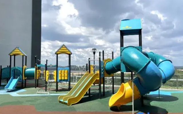 Cute Lakeview Family Suite near Legoland 2B2B