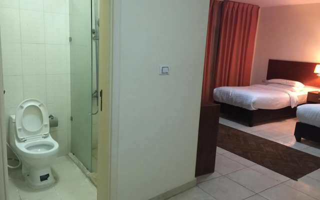Zaina Plaza Hotel