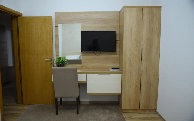 Garni Uni Elita Lux Hotel