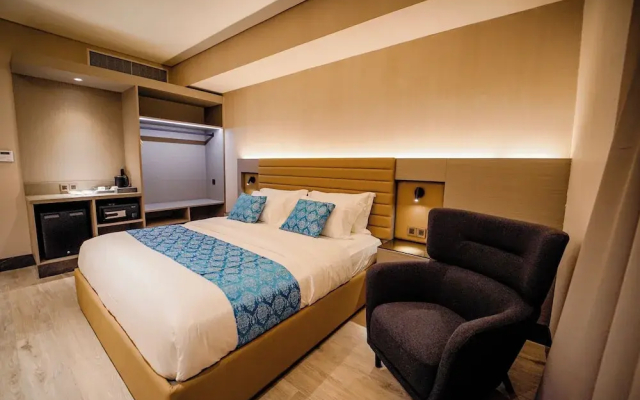 Bayprime Hotel