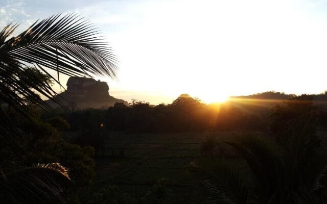Lakmini Lodge Sigiriya