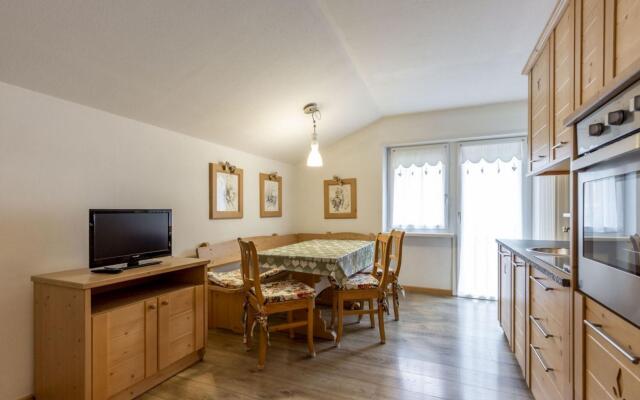 RICCI 15, two-room apartment. (022036-AT-066158)-403 RICCI INT. 15