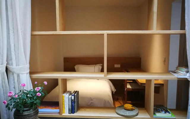 SU House