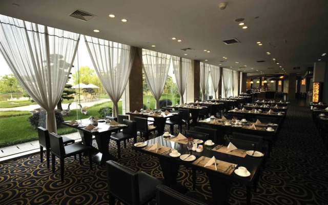 Xiangming Holiday Hotel