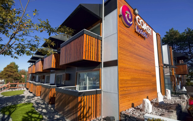 Coast Metro Vancouver Hotel