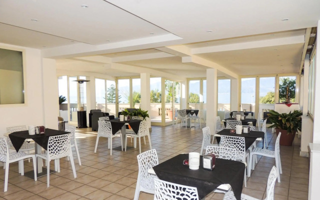 Lungomare Hotel