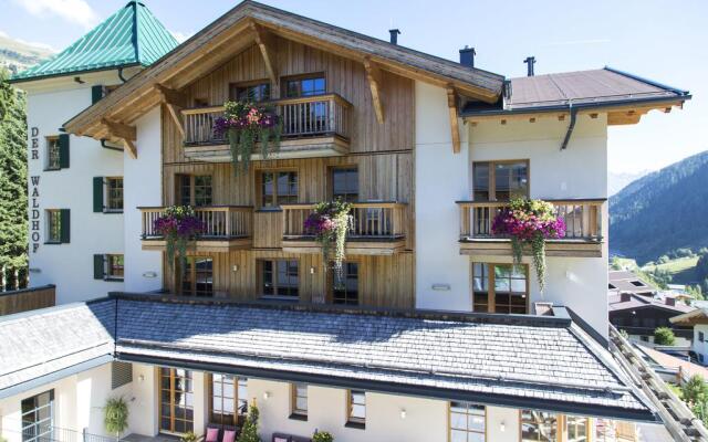 Der Waldhof Hotel