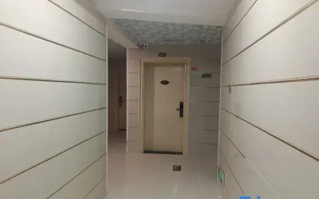 Susie Hotel (Rongchang Oriental Plaza Store)