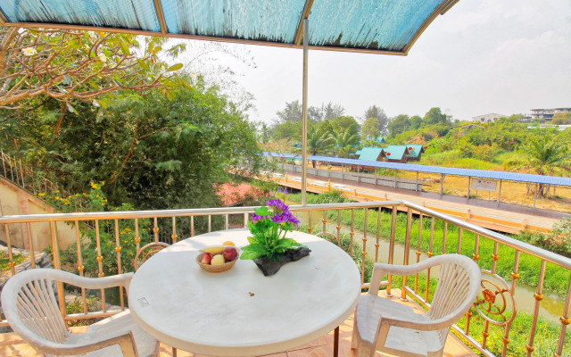 Cliff & Beach Villas