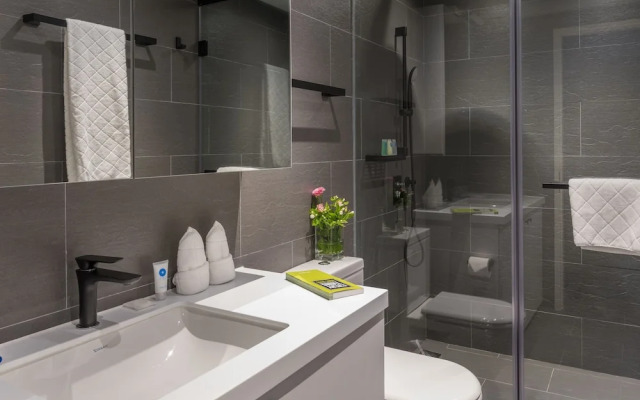 CHI Residences 138