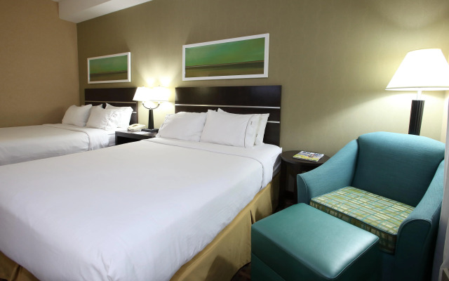 Holiday Inn Express & Suites - Vernon by IHG