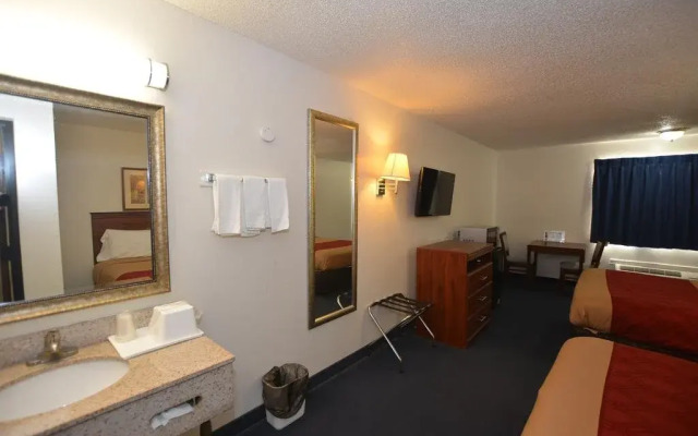 Econo Inn and Suites Oklahoma City