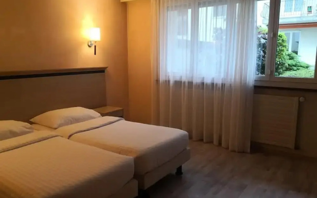 Hotel De La Vieille Tour