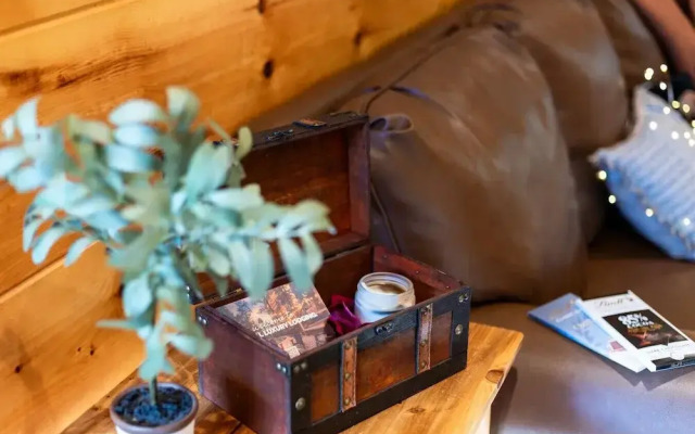 Smokies Couple Getaway
