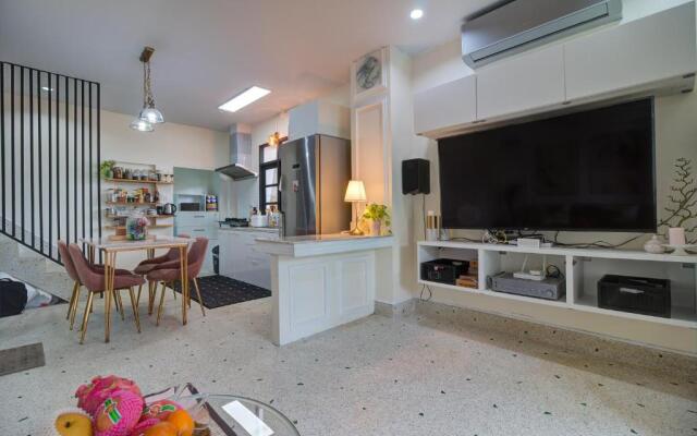 Rattana House Homestay